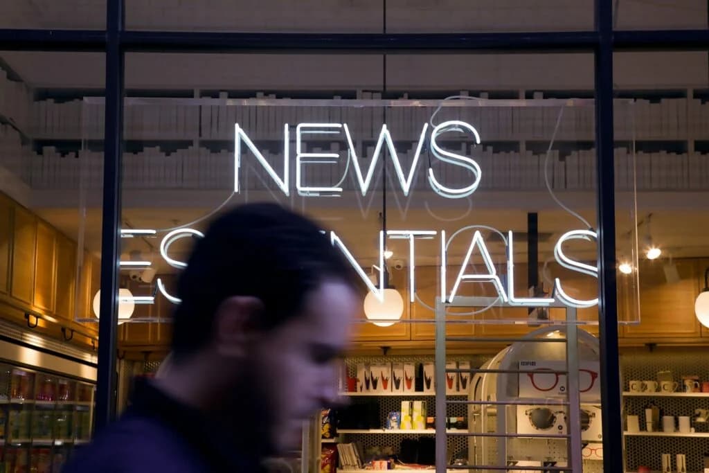 This AI can help spot biased websites and false news
